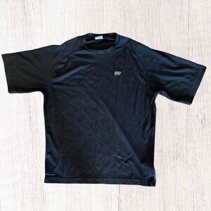 Nike Training Black Short Sleeve Athletic Mesh Breathable Shirt size Large